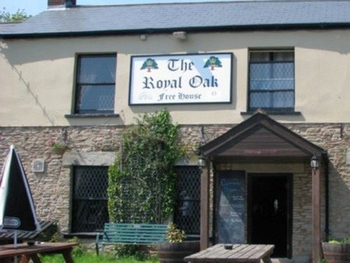 The Royal Oak Hotel Лидни Екстериор снимка